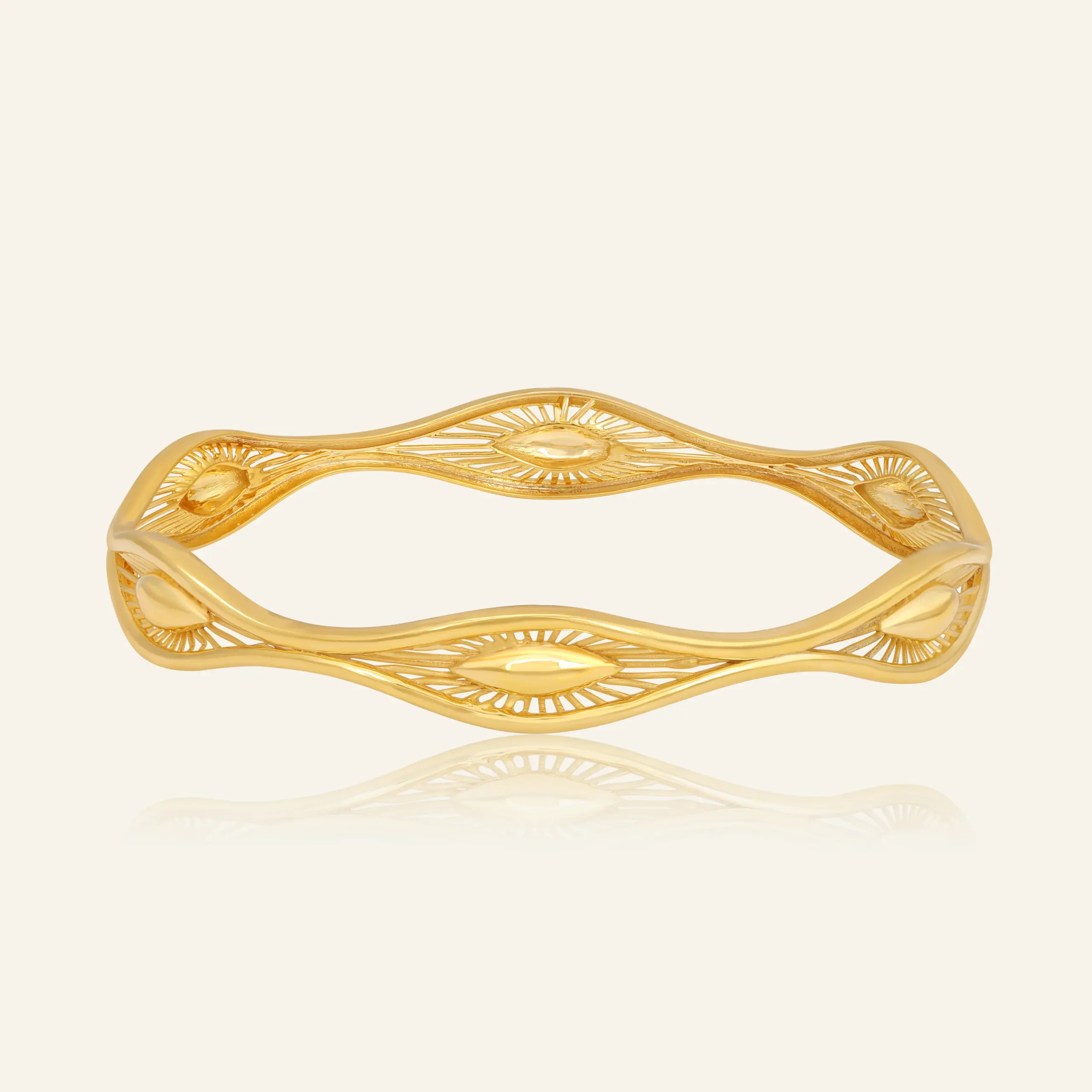 Myra 18K Gold Bangle